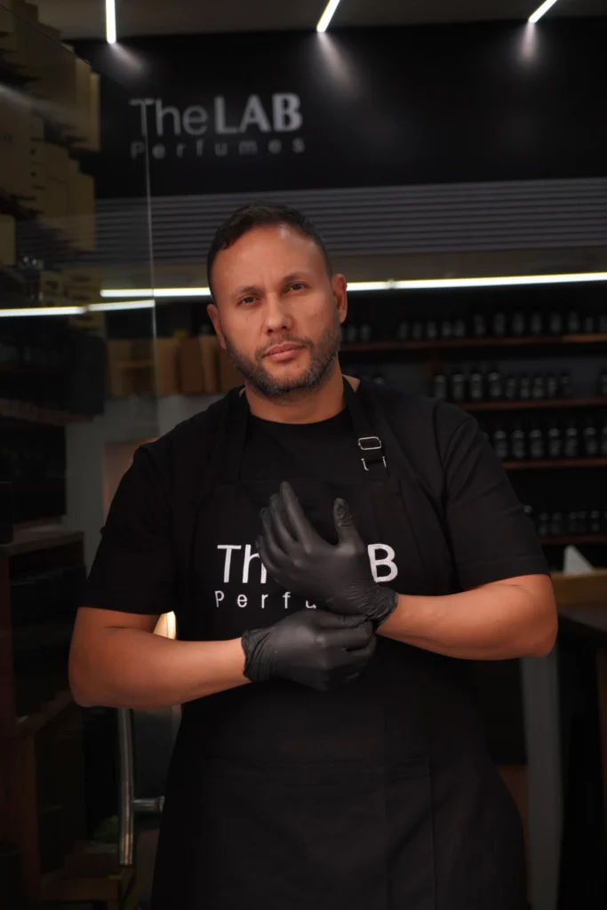 The lab perfumes00005 scaled
